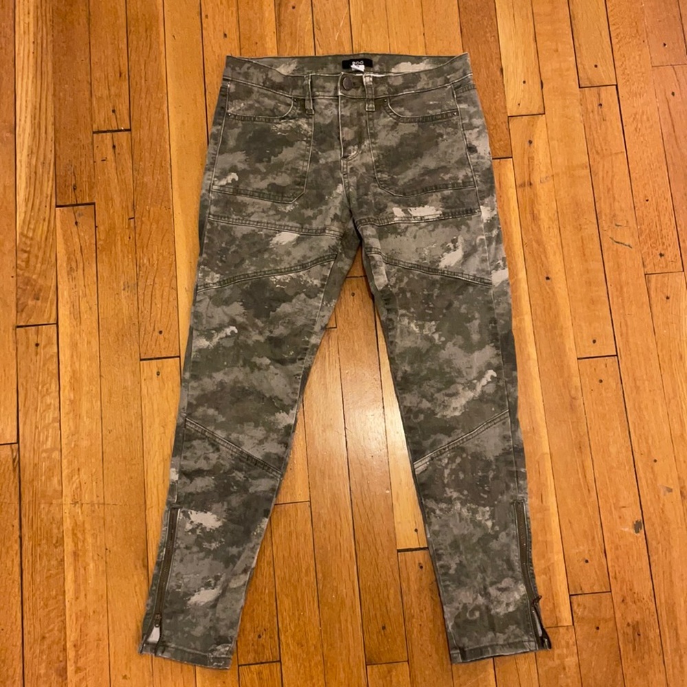 BDG Camo Jeans